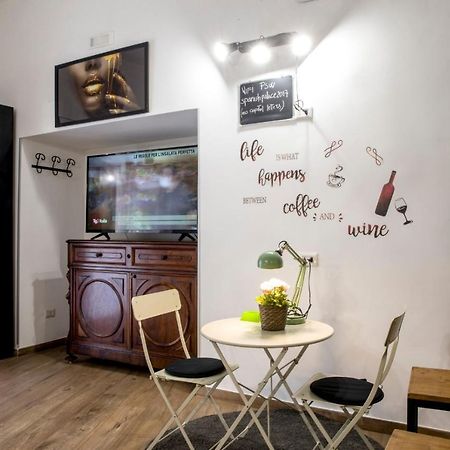 Napoli Centro Studios Extérieur photo