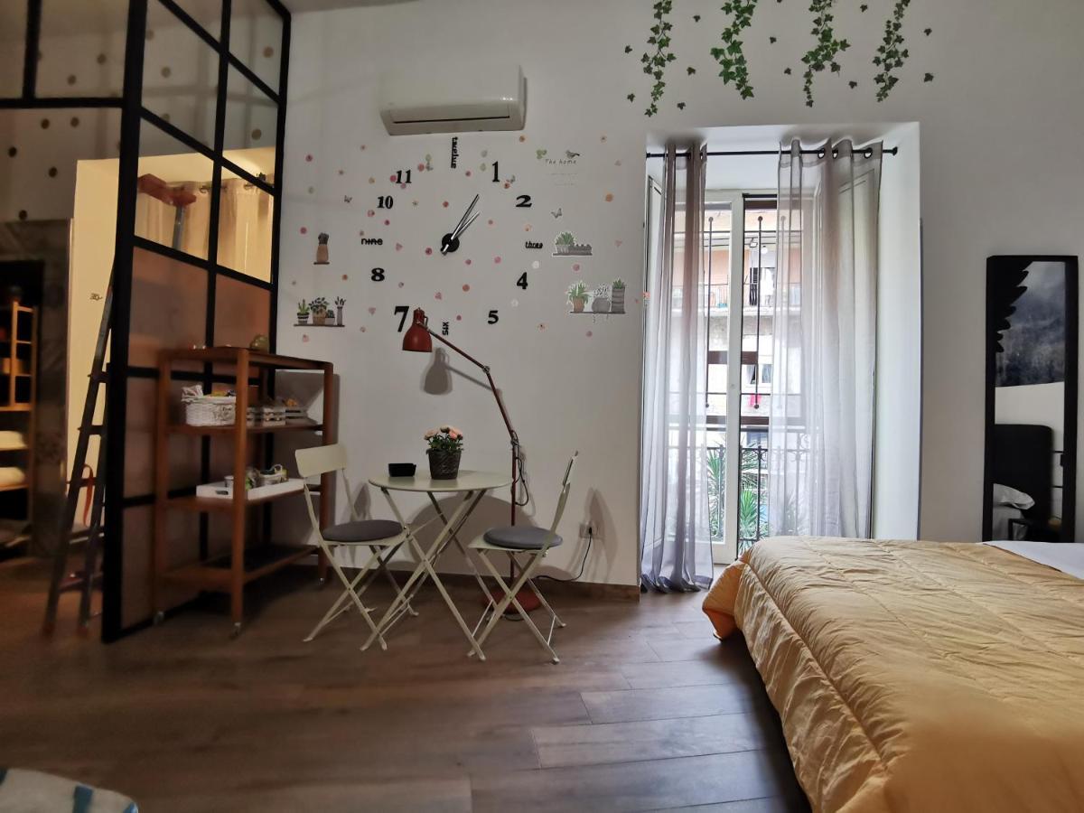 Napoli Centro Studios Extérieur photo