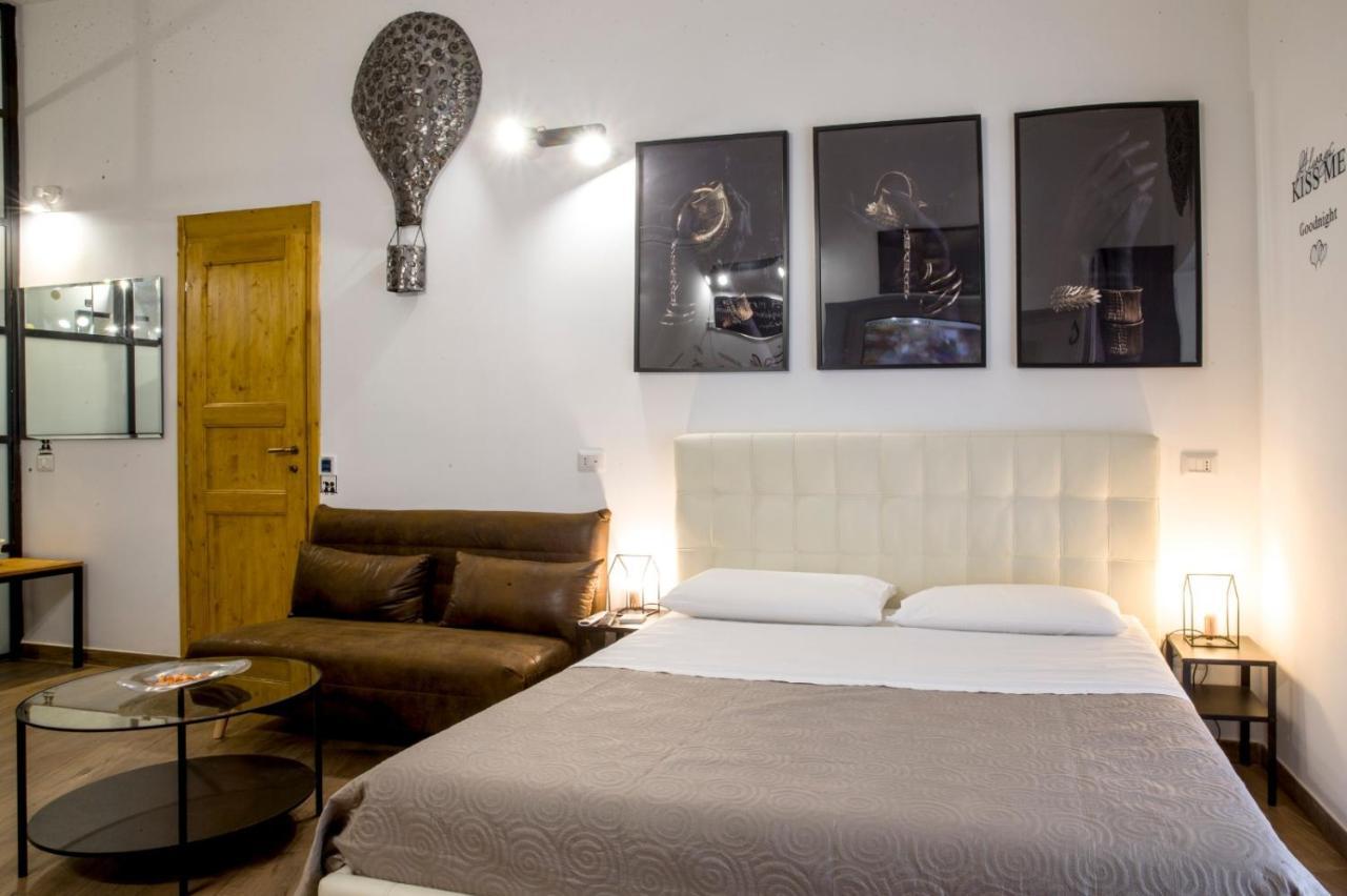 Napoli Centro Studios Extérieur photo